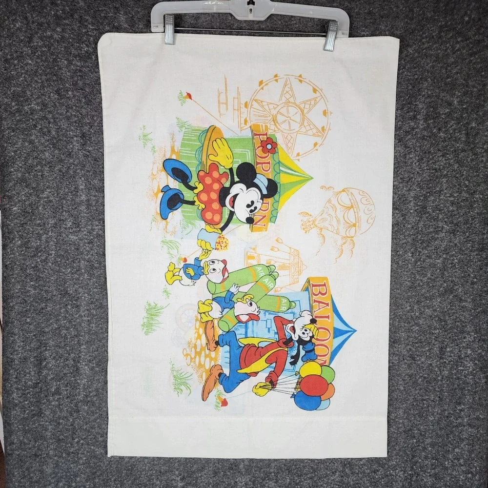 Walt Disney Pillowcase Unisex 30x20 Carnival Mickey Donald Goofy White Vintage